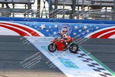 media/Jan-22-2023-Fastrack Riders (Sun) [[8956088f29]]/Level 3/Session 1 (Start Finish)/